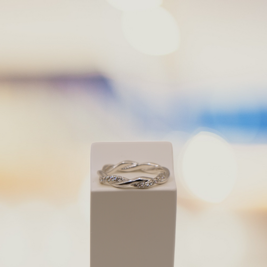 0.15 Carat Natural White Diamond Ring with 18K White Gold