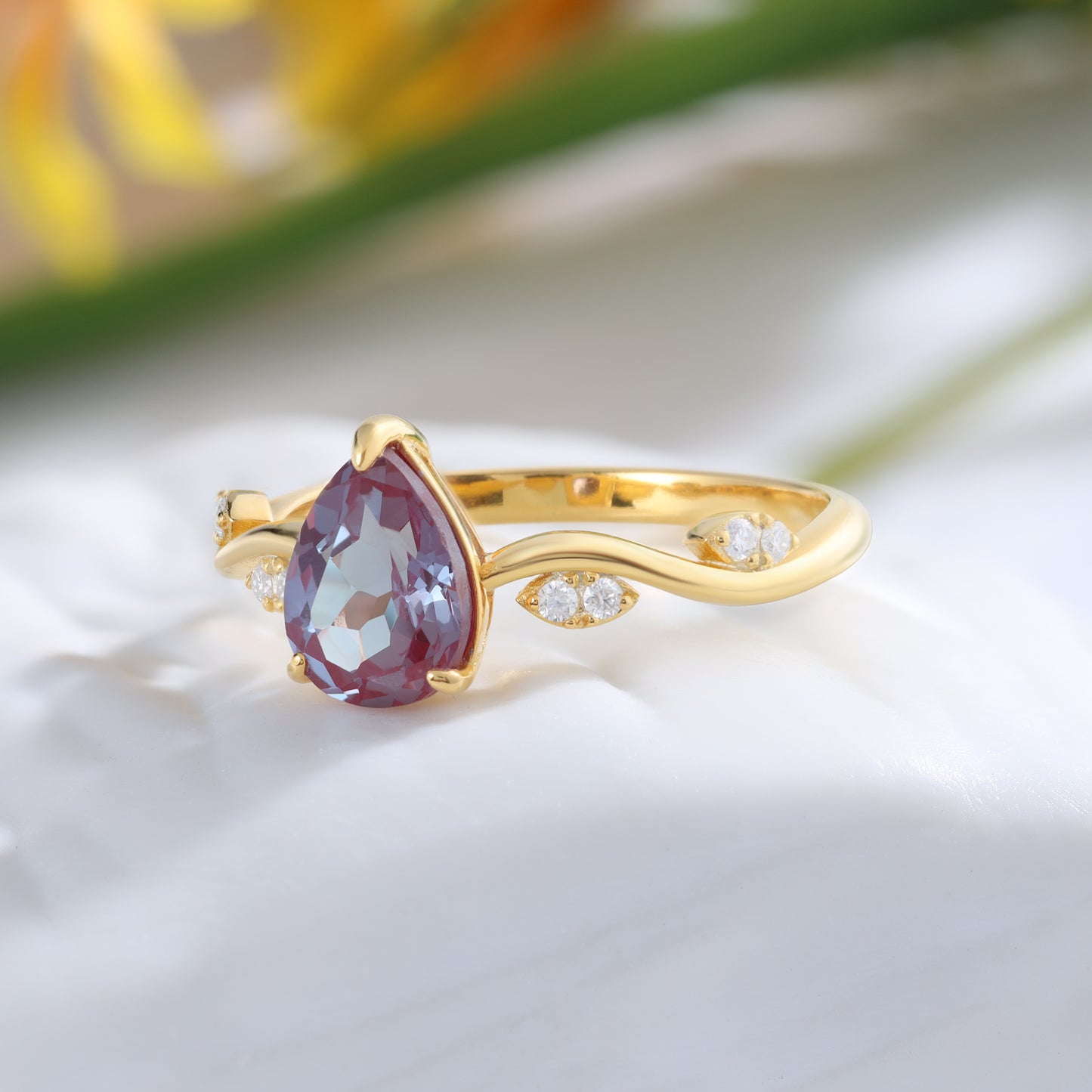 18K Gold Alexandrite With Moissanite Ring (14K Available)