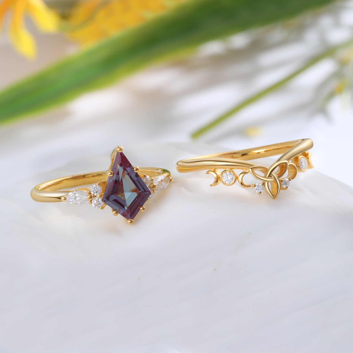 18K Gold Alexandrite With Moissanite Rings Set (Available in Moss Agate)