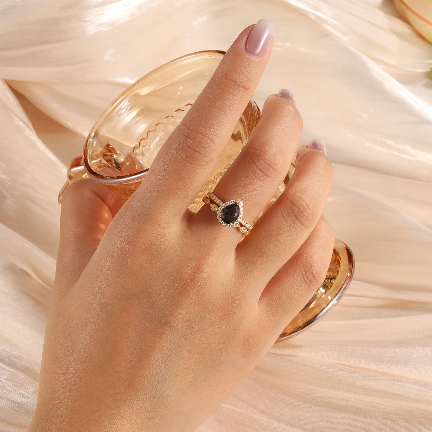 18K Gold Natural Black Rutilated Quartz With Moissanite Ring