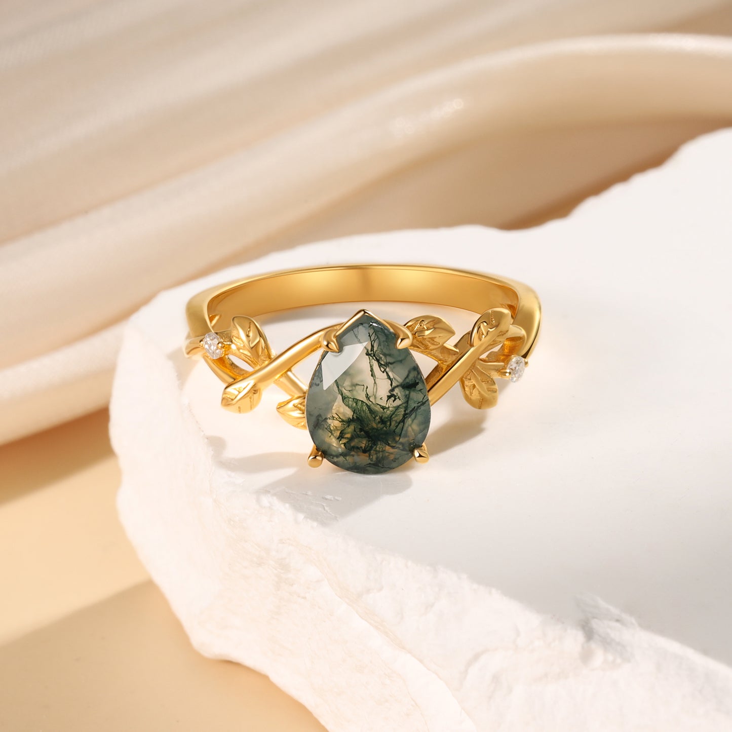 18K Gold Natural Moss Agate With Moissanite Ring