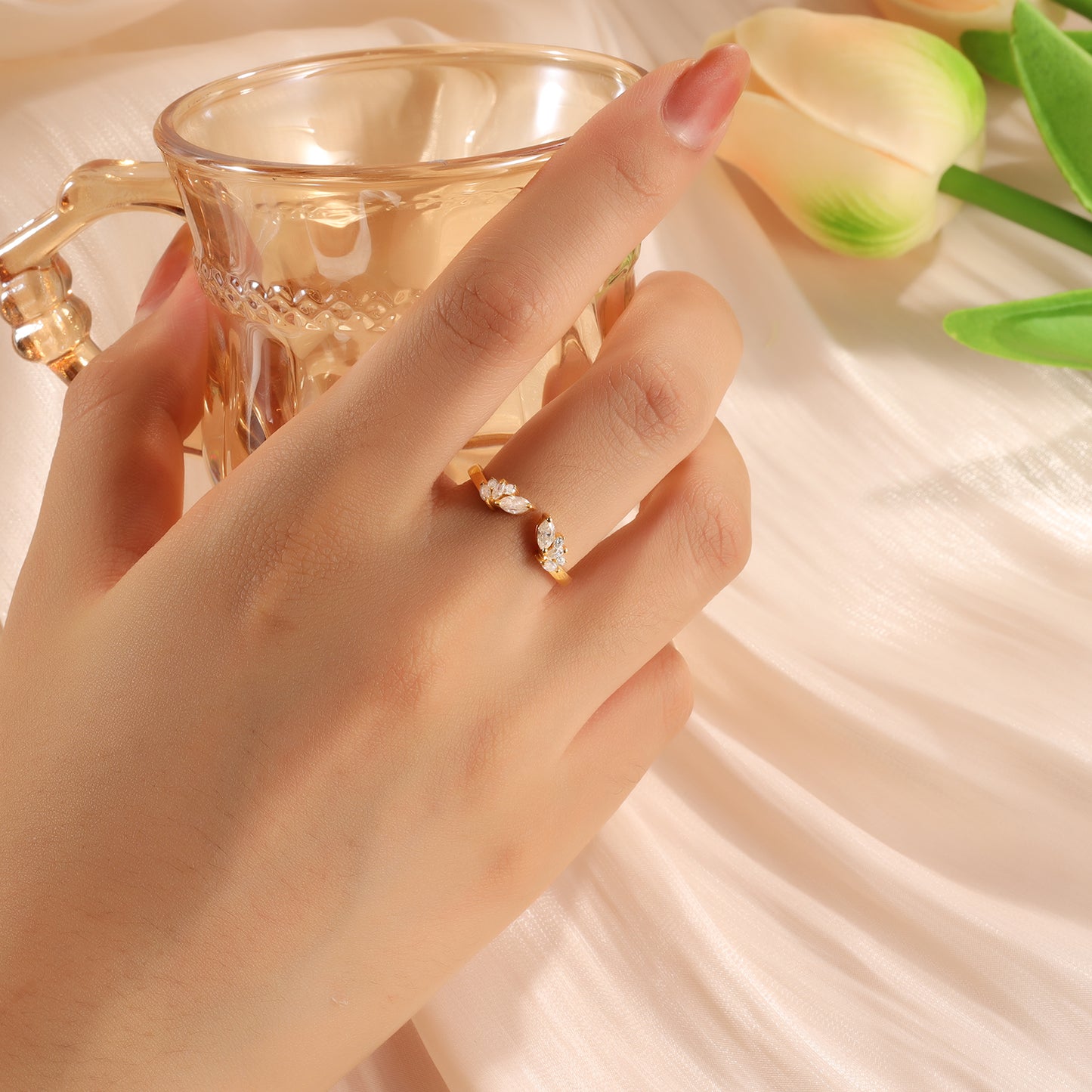 18K Gold Moissanite Ring