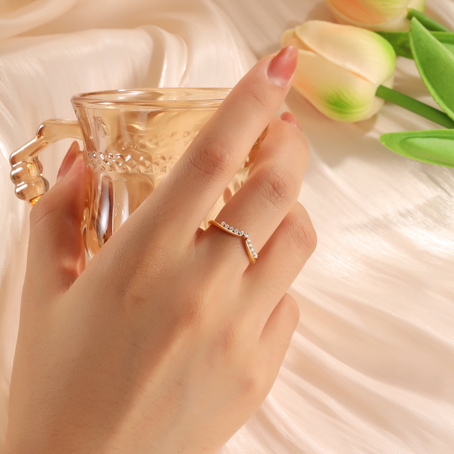 18K Gold Moissanite Ring