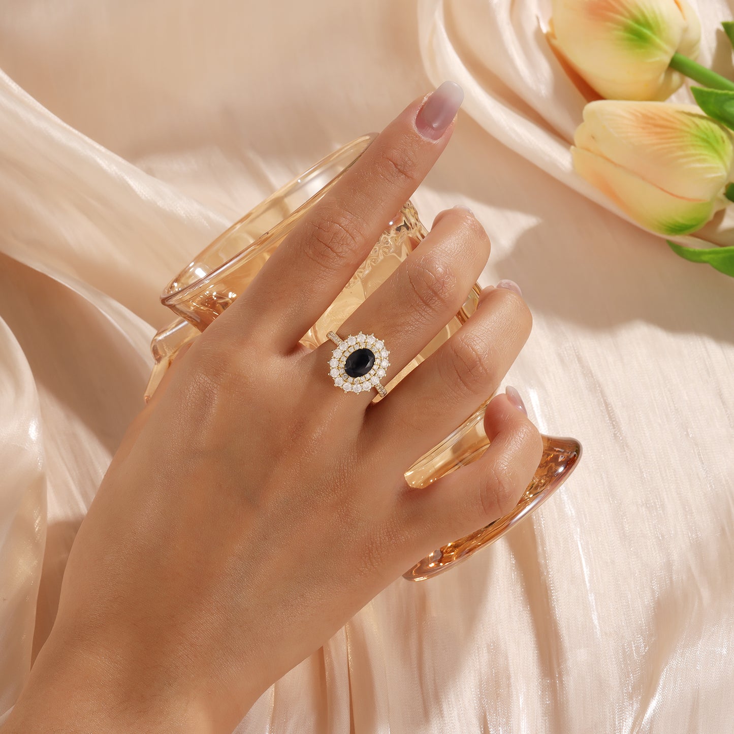 18K Gold Natural Onyx With Moissanite Ring