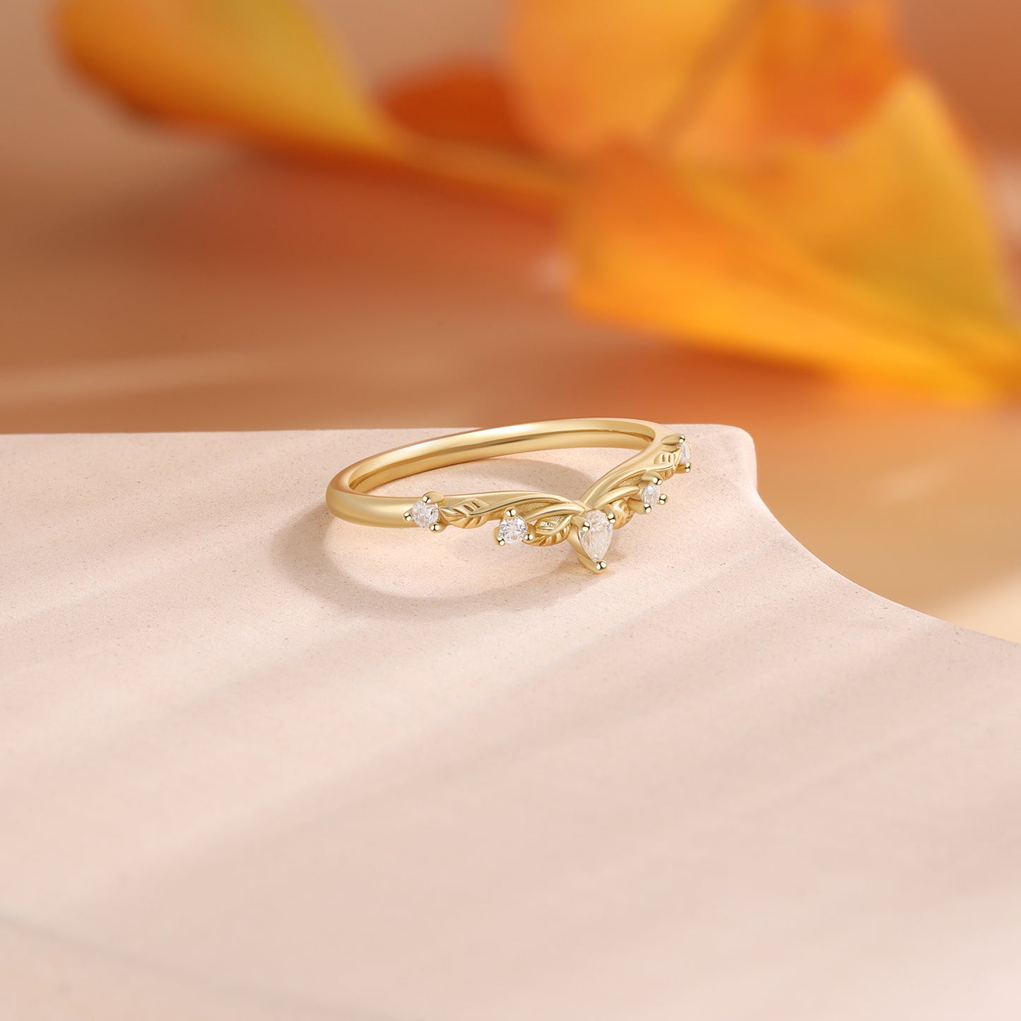 18K Gold Moissanite Ring