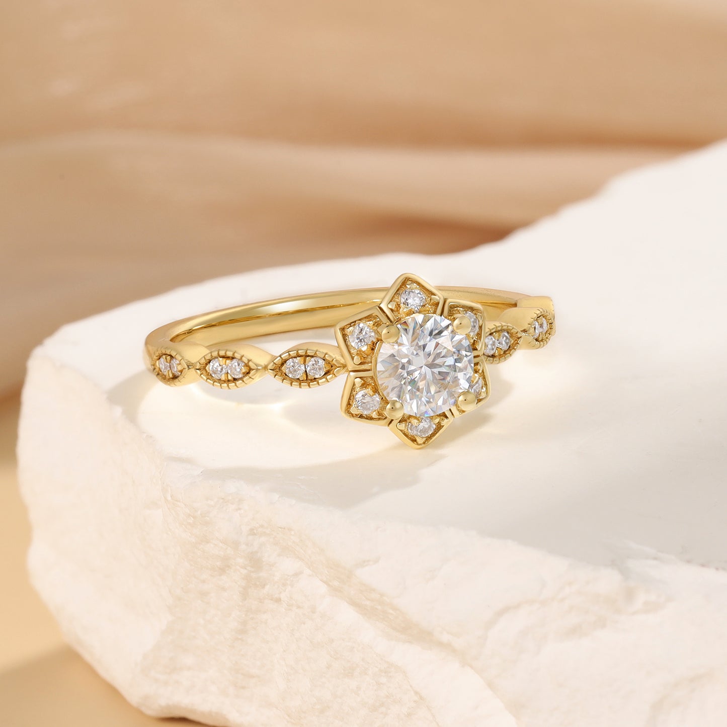 18K Gold Natural Moissanite Ring