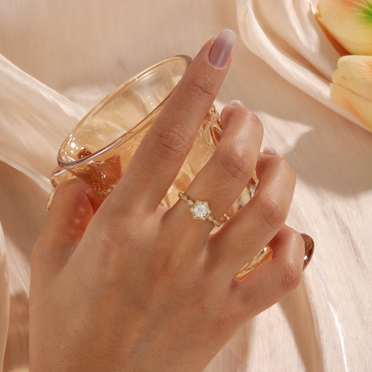 18K Gold Natural Moissanite Ring
